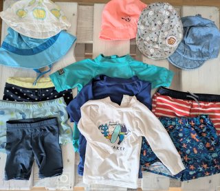 Lote Ropa Verano Niño playa y piscina 12-36 meses