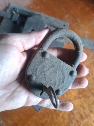 Cerradura y candados antiguos