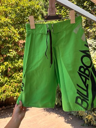 Bañador Billabong verde letras negras 12 años