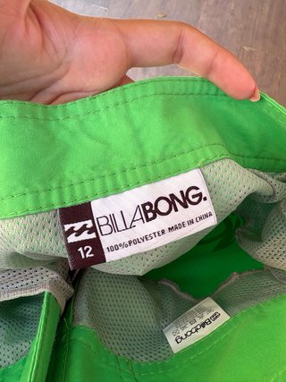 Bañador Billabong verde letras negras 12 años