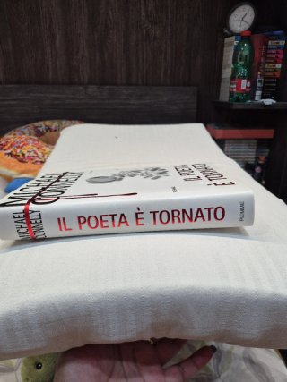 Il poeta è tornato thriller