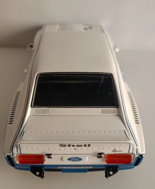 Ford Capri RS 3100 DRM 1974 Minichamps escala 1/18