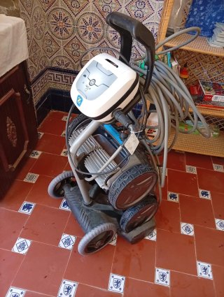 Robot Zodiac Eléctrico limpiafondos y paredes