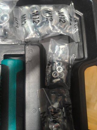 Remachadora Tuercas Libraton con Trinquete