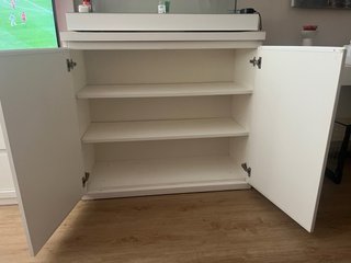 Mueble aparador de madera blanco