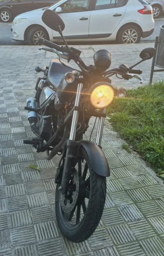 Keeway K-Light Negra/Gris