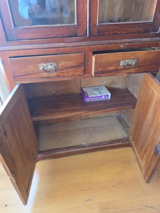 Mueble vitrina antiguo madera y cristal
