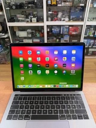 MacBook Pro 2019 13” i5 8GB 256GB SSD