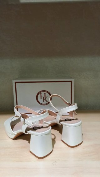 Sandali donna bianco perla 40