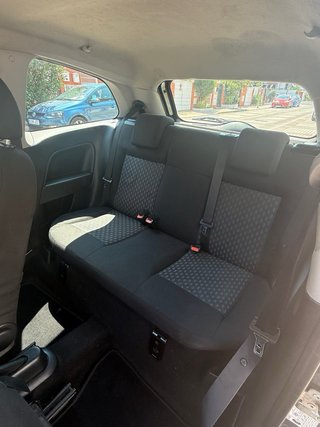 🚗 Ford Fiesta 1.6 (100cv) | 3 Puertas | Negro