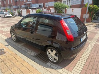 🚗 Ford Fiesta 1.6 (100cv) | 3 Puertas | Negro