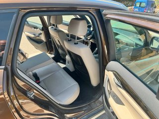 BMW X1 2011