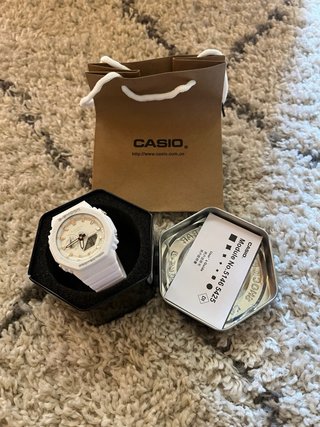 Reloj Casio G-Shock GA-2100 Blanco