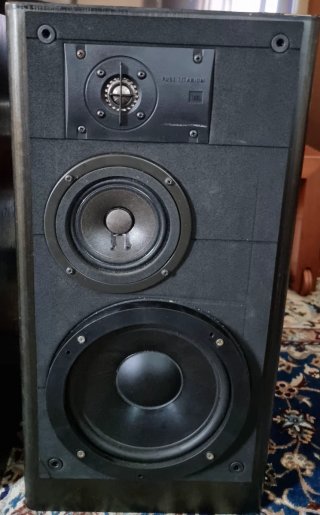 Altavoces JBL LX44