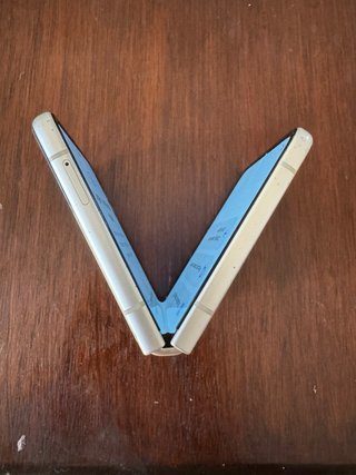 Samsung Z Flip 3 Cinza/Branco