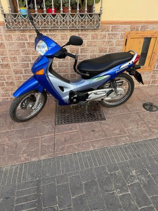 Honda Innova 125cc Azul - Como Nueva