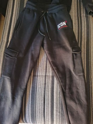 Conjunto ICON Sudadera y Pantalón Negro