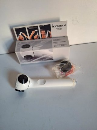 Preciosa y práctica ducha de mano HANSGROHE TRIBEL