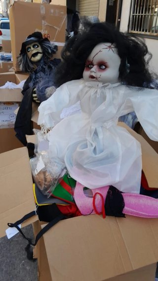 Calavera Gigante Halloween venta de muñecos.