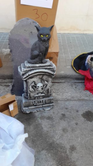 Calavera Gigante Halloween venta de muñecos.