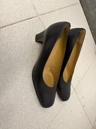 Zapatos de tacón negros Poretta