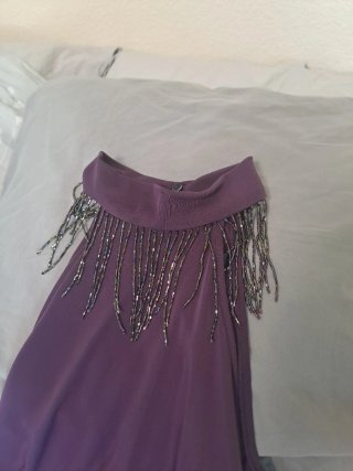 Vestido fiesta morado con pedrería