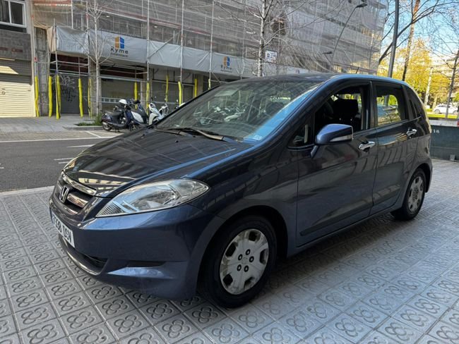 Honda FR-V  1.7 - foto 1