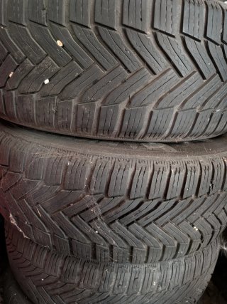 4 Llantas BMW 205/55 R16 con Neumáticos