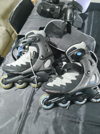 Patines Rollerblade T40-41 + Kit Protección+ Bolsa