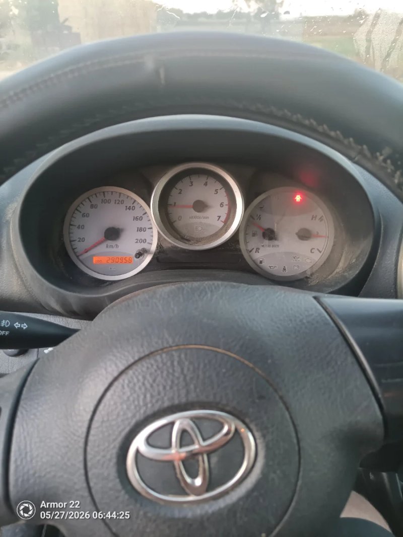Toyota RAV4 2004 - foto 1