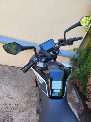 KTM 125 Duke 2023 Naranja/Blanca