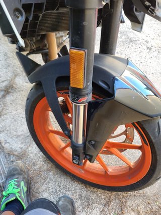 KTM 125 Duke 2023 Naranja/Blanca