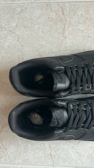 Nike Air Force 1 Negras Talla 42