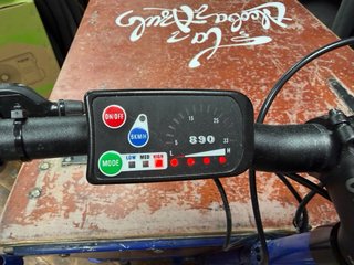 Triciclo de carga eléctrico