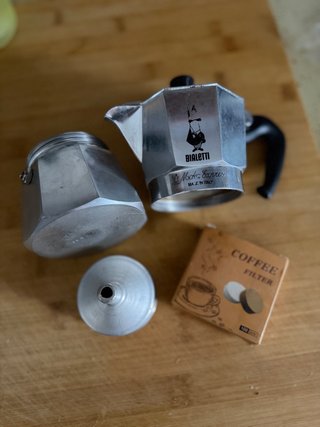 Cafetera Bialetti 3 tazas + 100 filtros