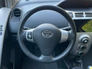 Toyota Yaris 1.3 VVT-i Luna