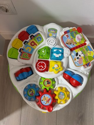 Mesa de actividades musical infantil