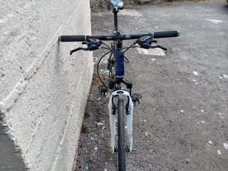 Bicicleta Híbrida Giant Azul