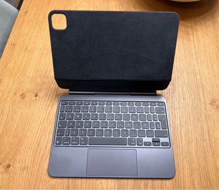 Magic Keyboard iPad Pro M4
