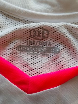 Equipación Fútbol KIKI Talla 3XL Nº 8