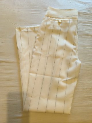 Pantalón blanco de raya diplomática