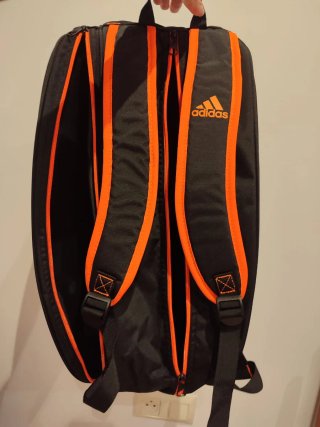 Paletero Adidas Negro y Naranja