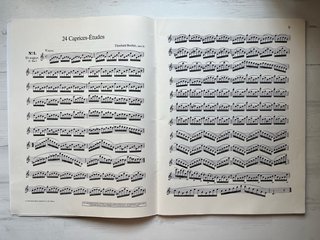 24 Caprices-Études para Flauta - Boehm
