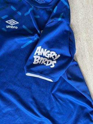Camiseta y pantalón corto fútbol Umbro del everton