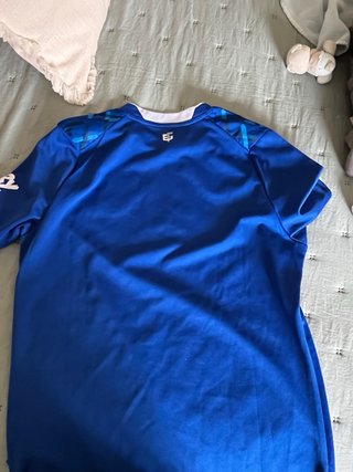 Camiseta y pantalón corto fútbol Umbro del everton