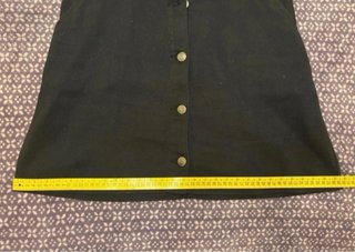 Vestido vaquero negro con botones