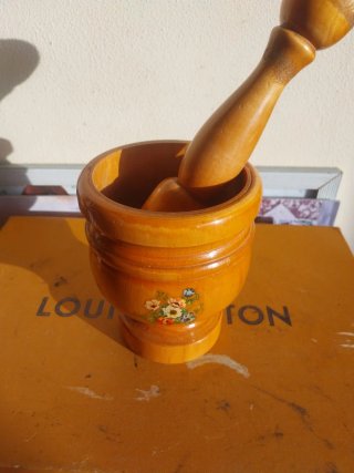Pestello e Mortaio in Legno Decorato
