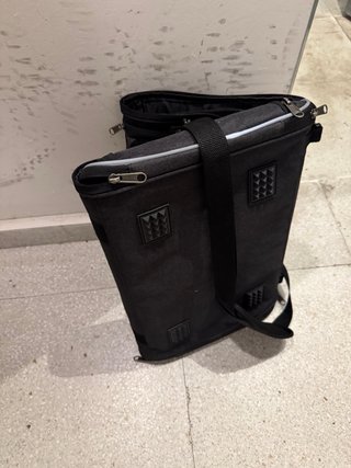 Transportín para gato negro y gris