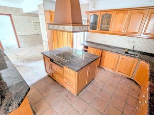 Chalet independiente para reformar | 400 m2