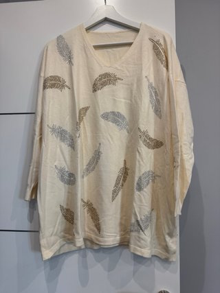 Jersey Beige con Plumas Plateadas